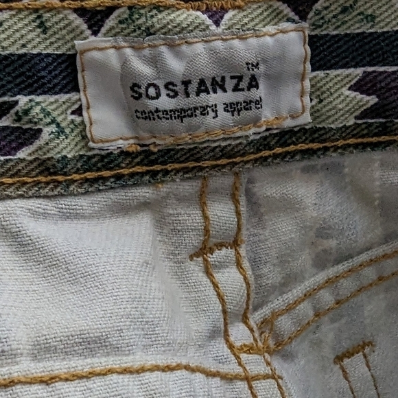 VTG Green and Purple Denim Raw Hem Stripe and Aztec High Rise Shorts - Picture 5 of 5